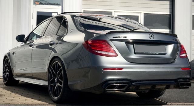 Mercedes Benz E 63 AMG